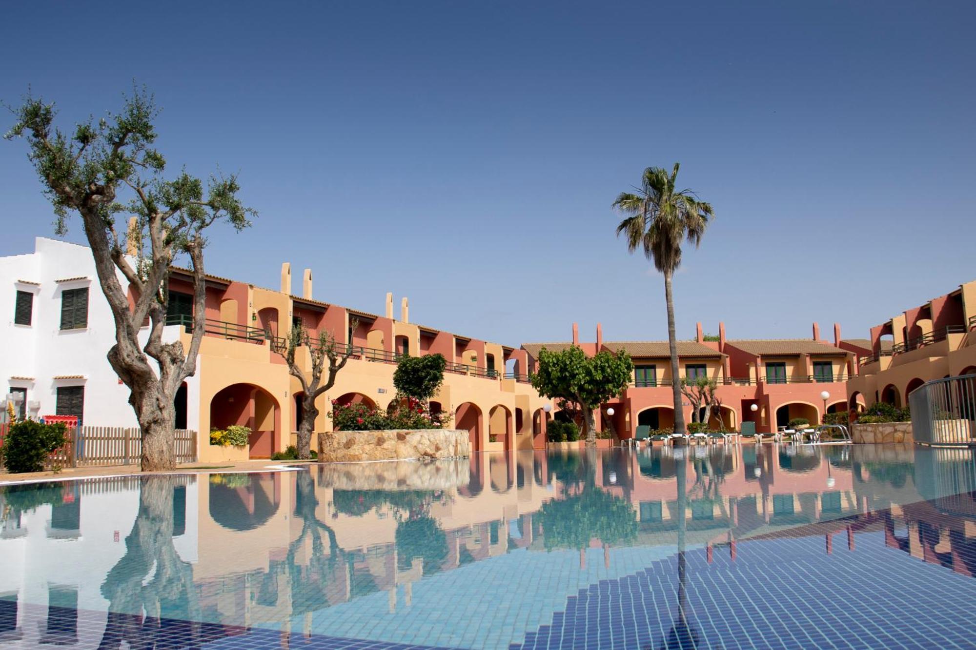 Grupoandria Aparthotel Club Andria Сьюдадела Экстерьер фото